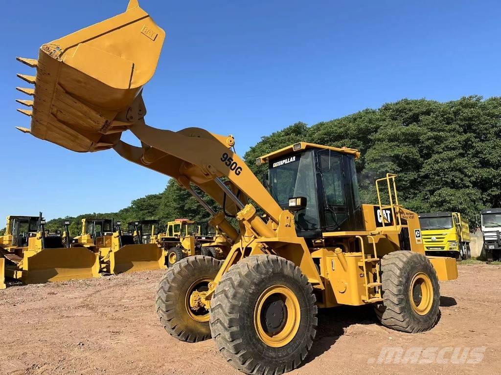 CAT 950G Gumikerekes homlokrakodók