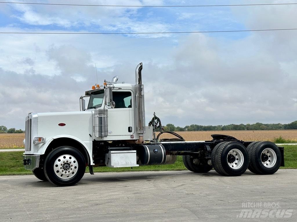 Peterbilt 388 Nyergesvontatók