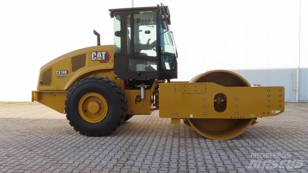 CAT CS74B Egydobos hengerek