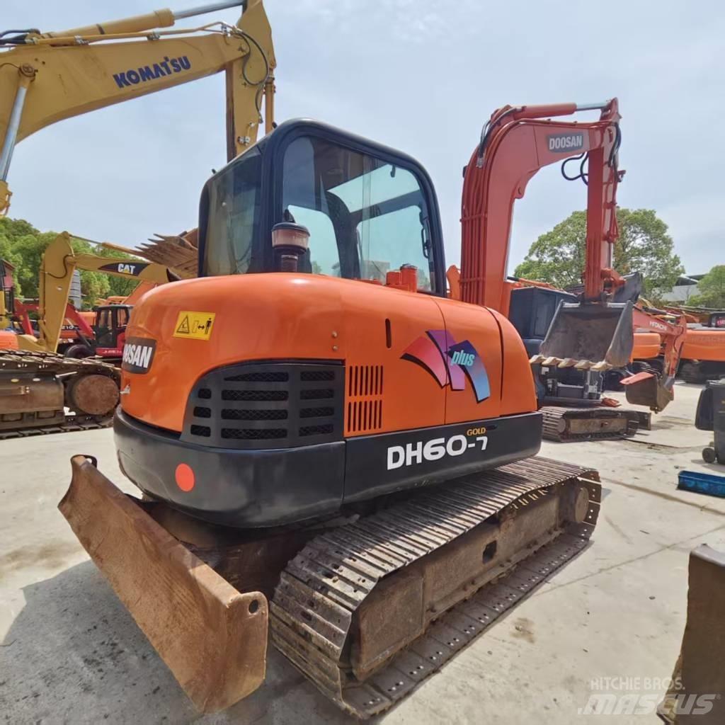 Doosan DH 60 Mini kotrók < 7t