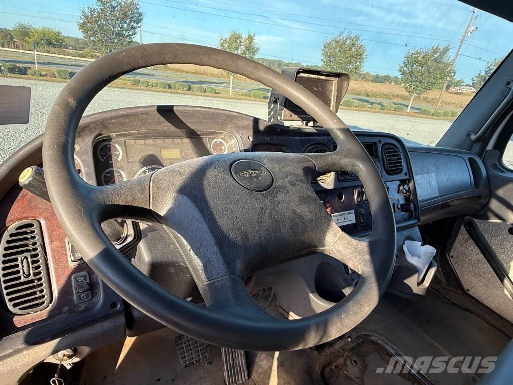 Freightliner M2 Hulladék szállítók