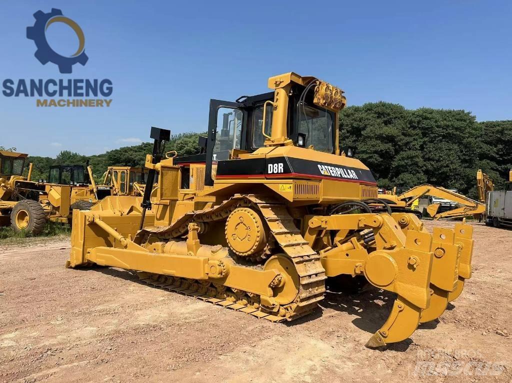 CAT D 8 R lánctalpas dózerek