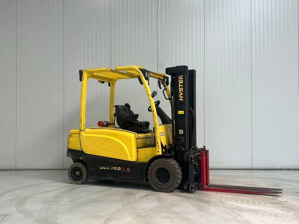 Hyster J3.5XN Elektromos targoncák