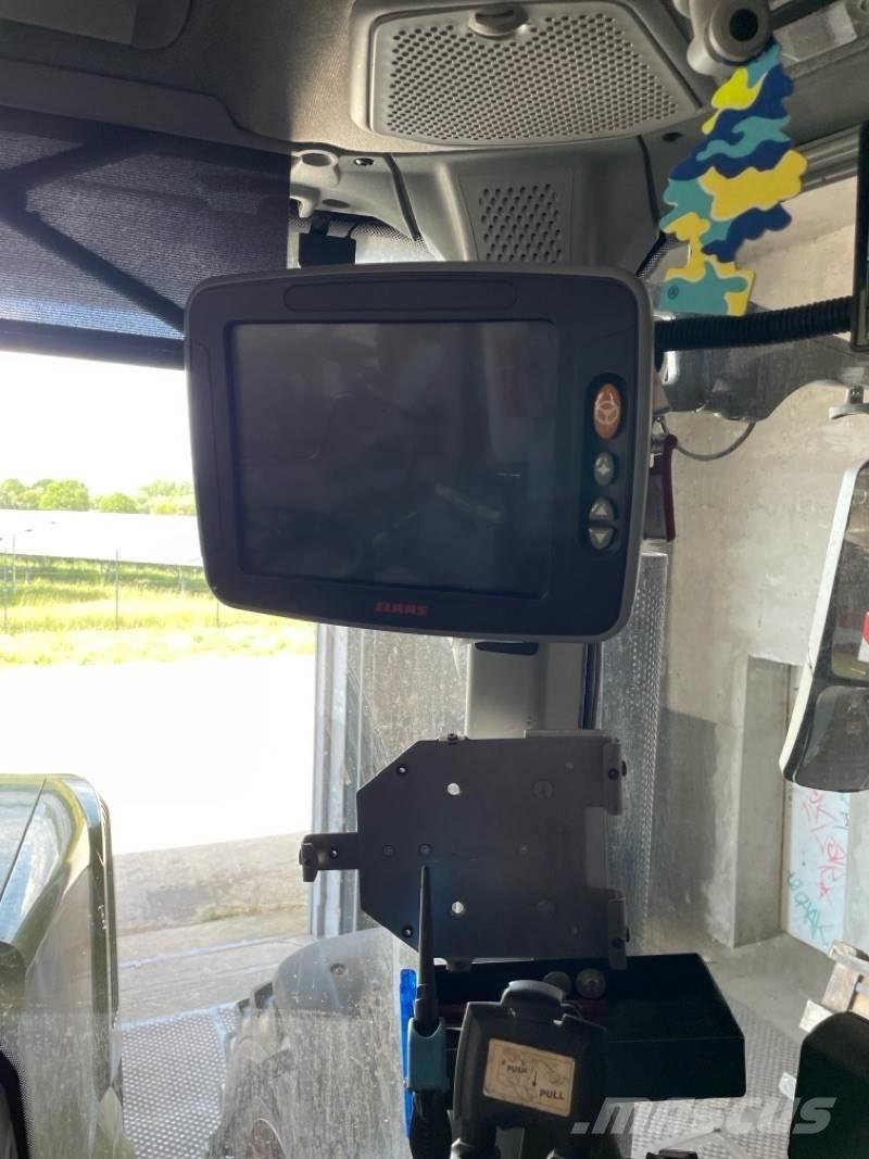 CLAAS Axion 870 Traktorok