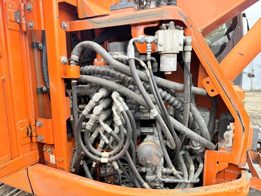 Doosan DX 140 LCR Lánctalpas kotrók