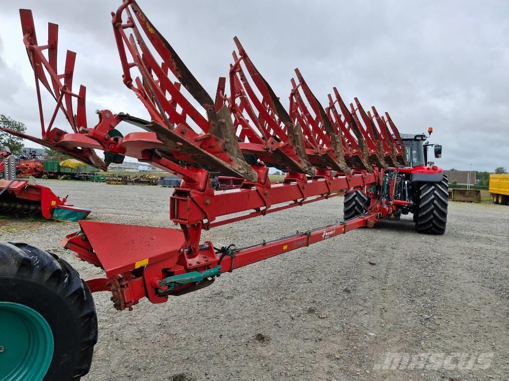 Kverneland PB100 Váltvaforgató ekék