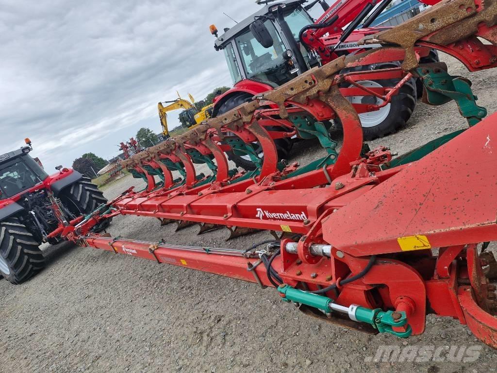 Kverneland PB100 Váltvaforgató ekék