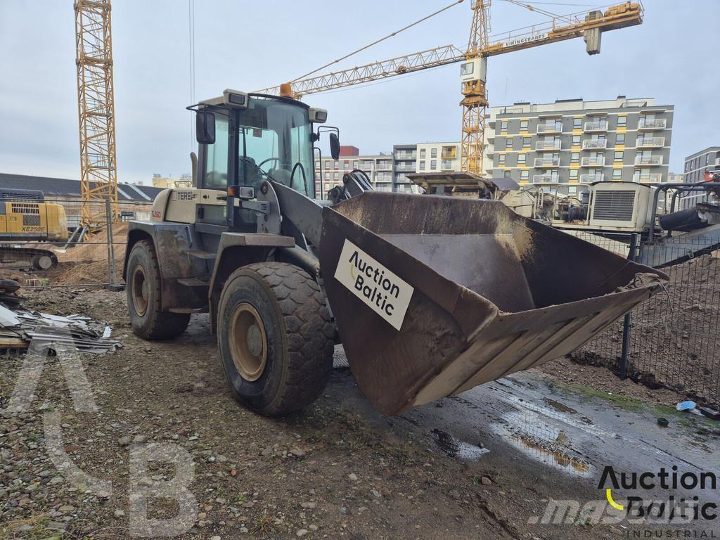 Terex TL 260 Gumikerekes homlokrakodók