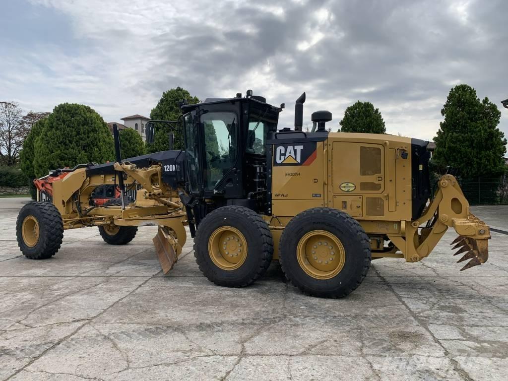 CAT 120 M 2 Gréderek