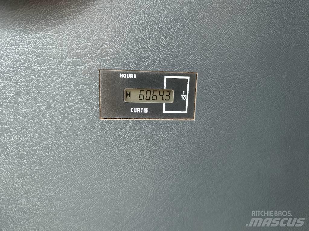 Hyundai R 145 Lánctalpas kotrók