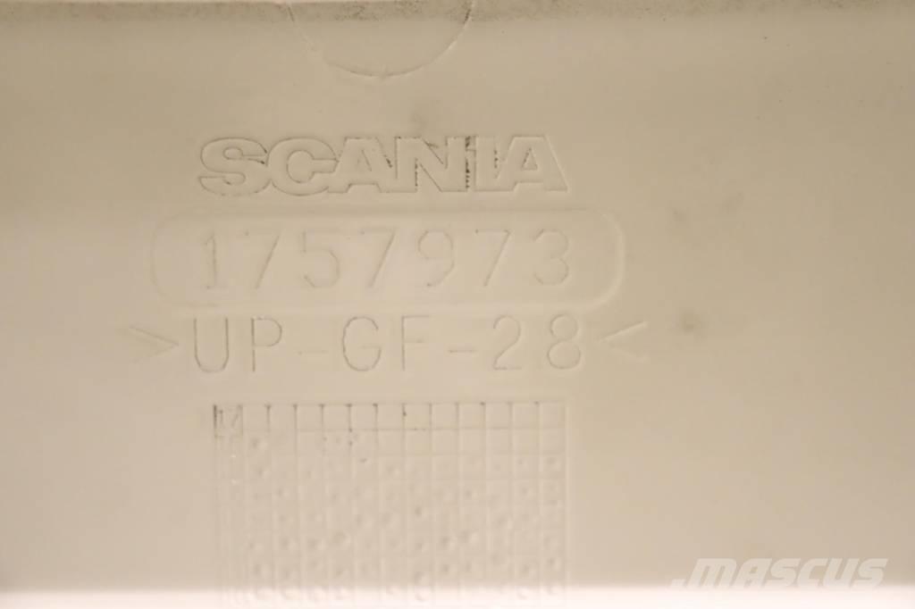 Scania R 520 LB Vezetőfülke és belső tartozékok
