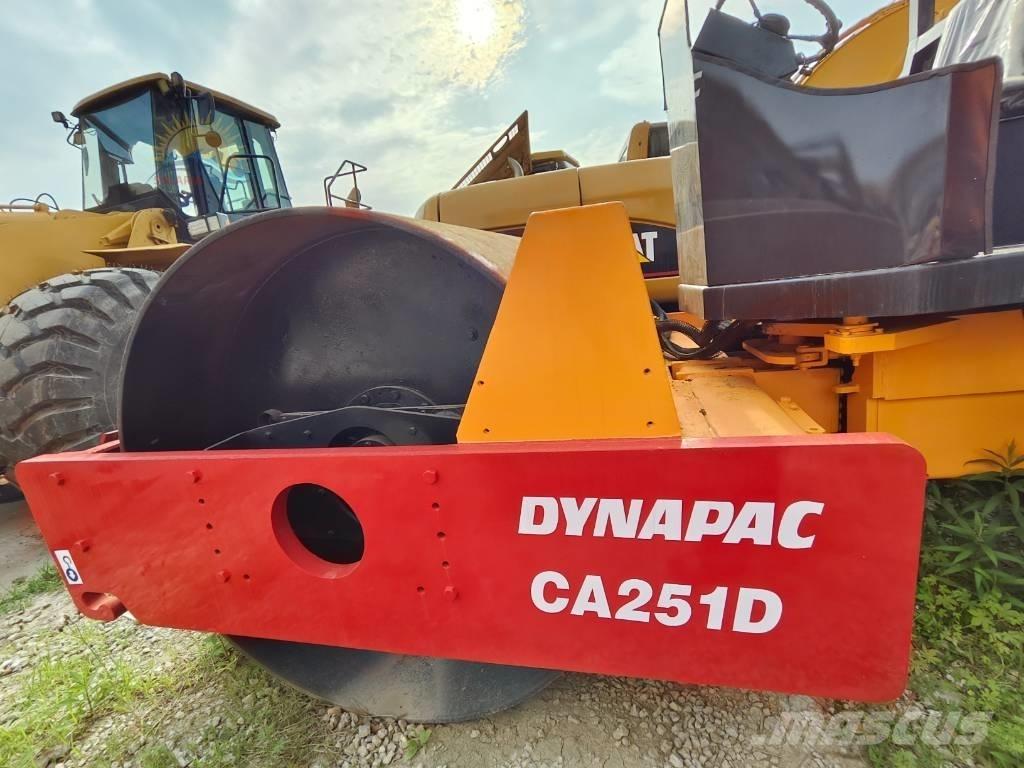 Dynapac CA 251 D Egydobos hengerek