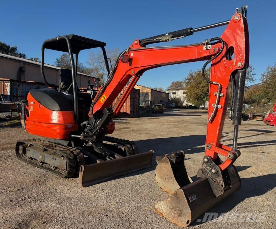 Kubota KX 71-3 Mini kotrók < 7t