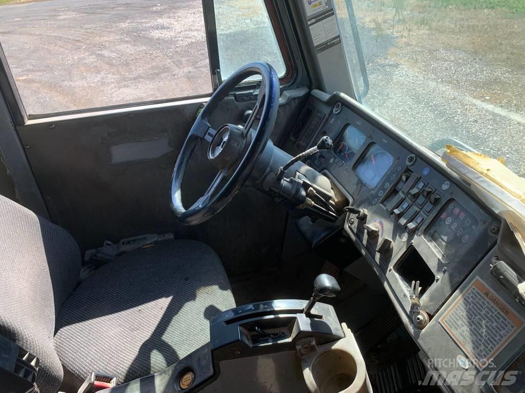 CAT 771 D Nehézdömper