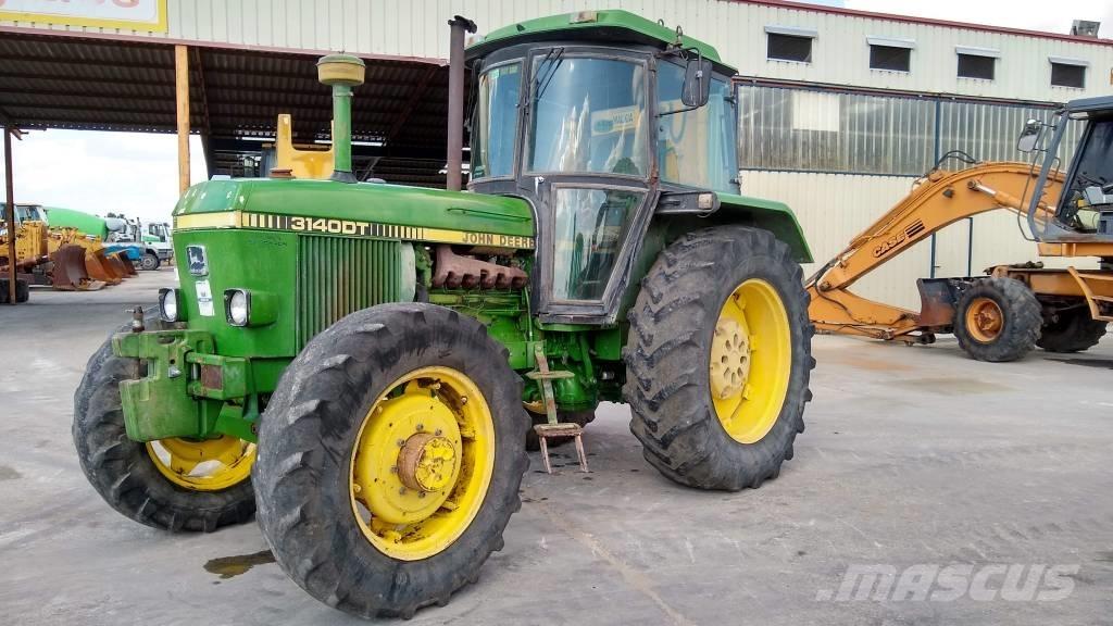 John Deere 3140 DT Traktorok