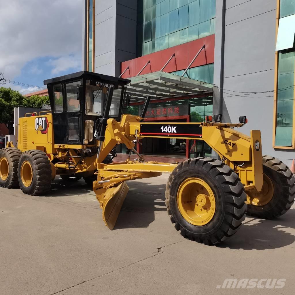 CAT 140k Gréderek