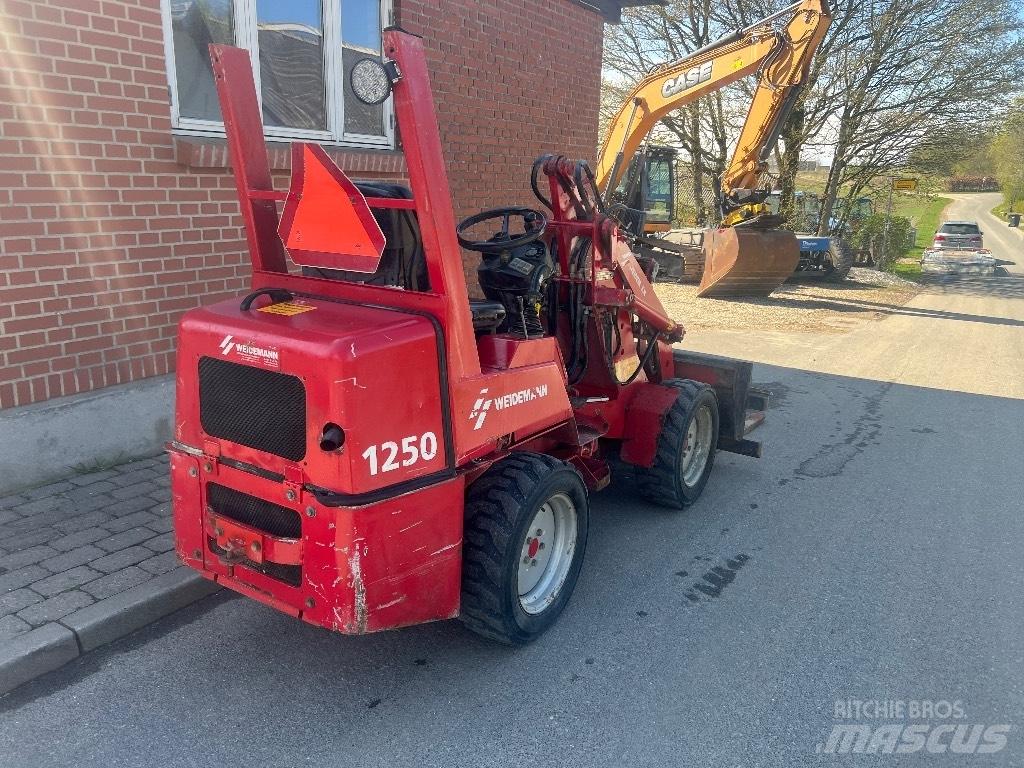 Weidemann 1250 Mini homlokrakodók
