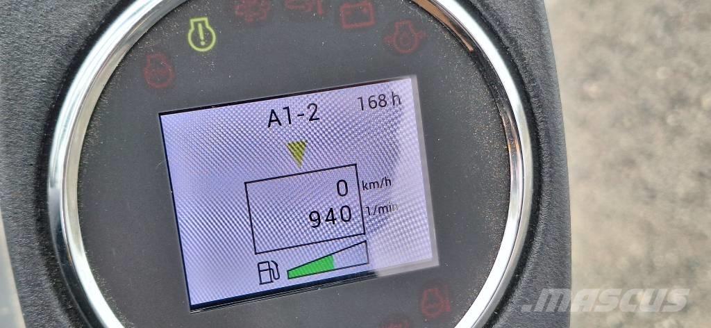 CLAAS Torion 535 Univerzális rakodók