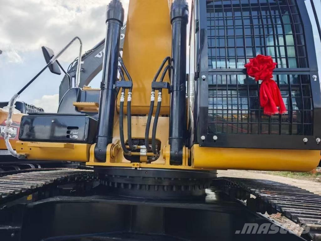CAT 330 Lánctalpas kotrók