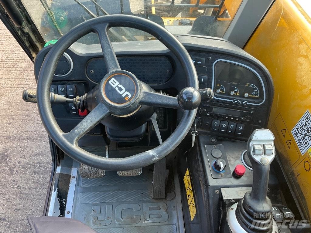 JCB 525-60 Teleszkópos rakodók