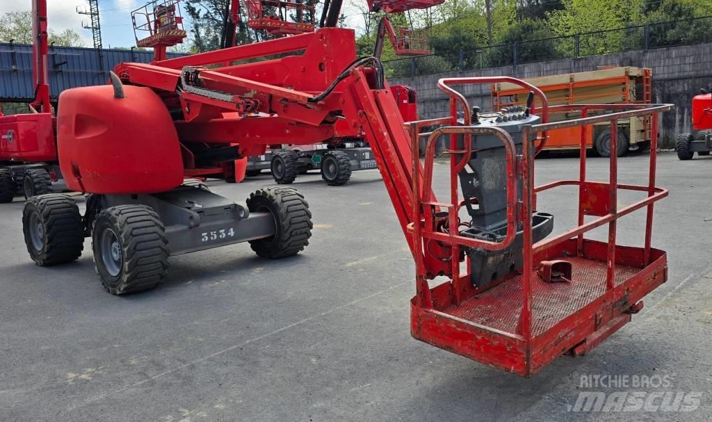 JLG 450 AJ II Karos emelők