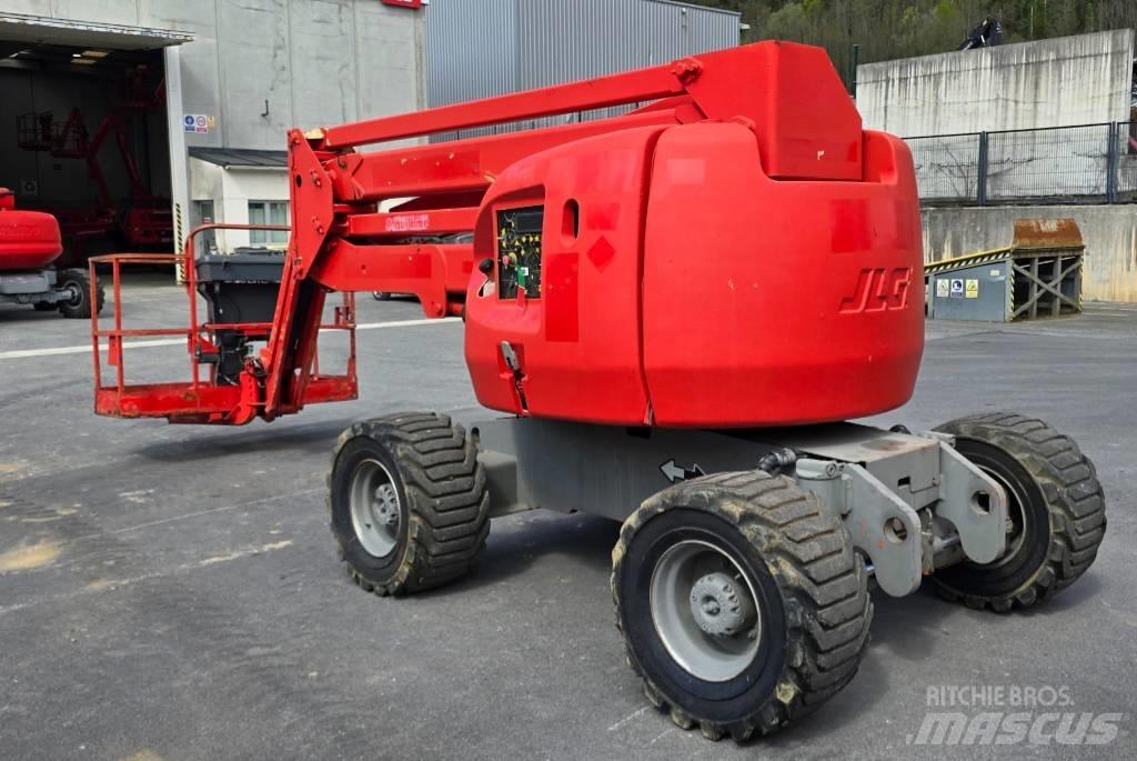 JLG 450 AJ II Karos emelők