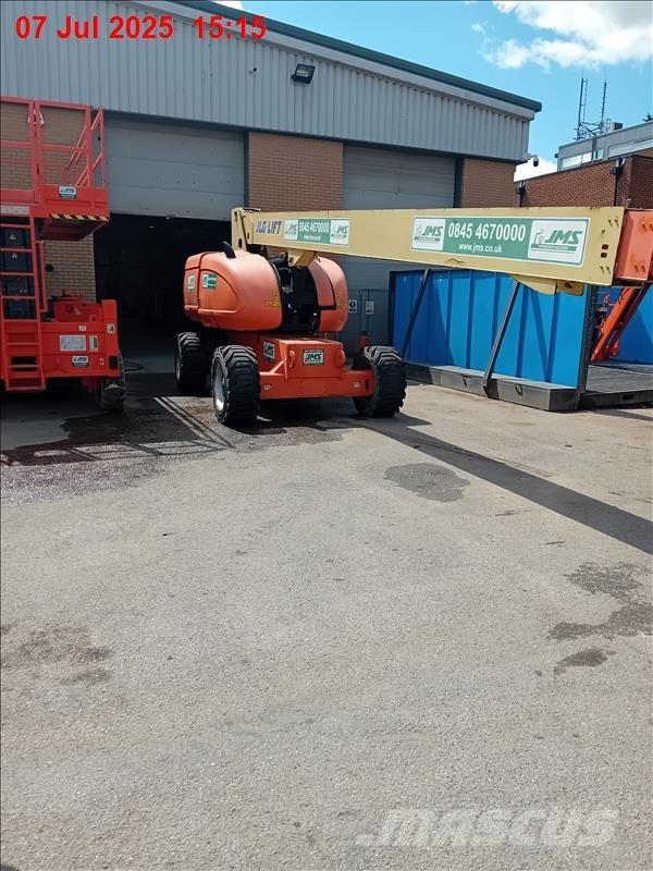 JLG 860 SJ Karos emelők