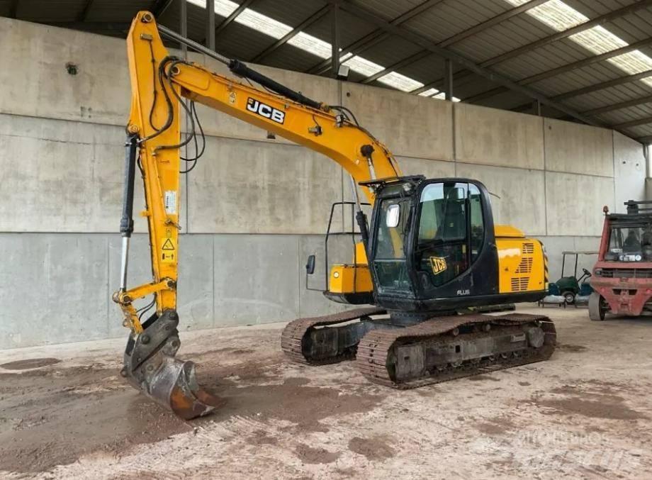 JCB JS 130 LC Lánctalpas kotrók