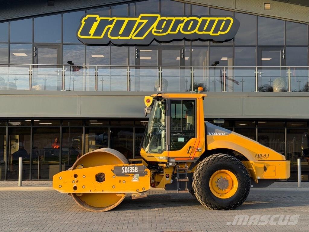 Volvo SD 135 B Egydobos hengerek