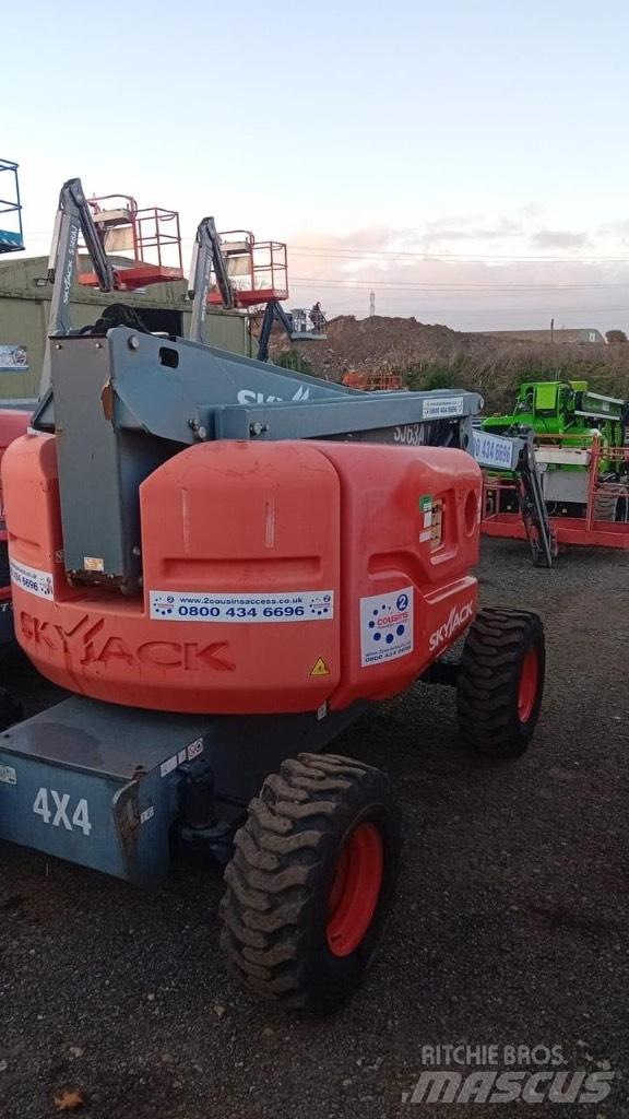 SkyJack SJ 63 AJ Karos emelők