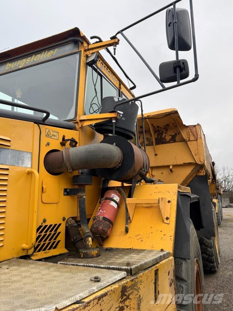 Volvo A 30 C Csuklósdömperek