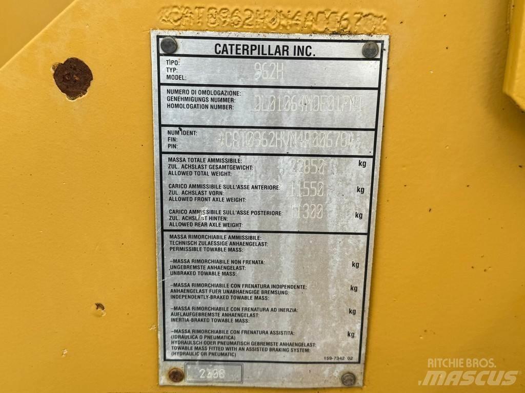 CAT 962H Gumikerekes homlokrakodók
