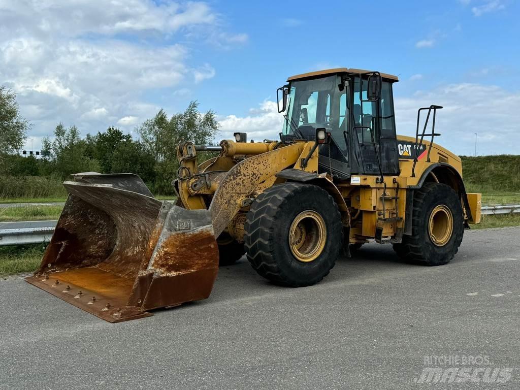 CAT 962H Gumikerekes homlokrakodók