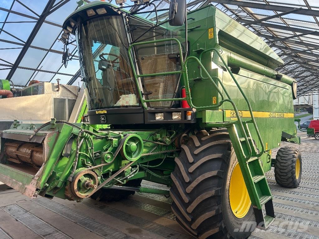 John Deere 2264 Kombájnok