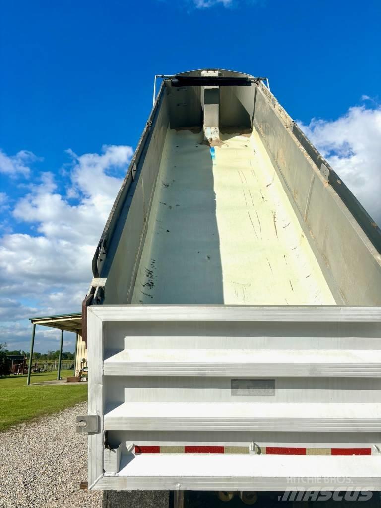 Travis 30ft End Dump Billenő pótkocsik