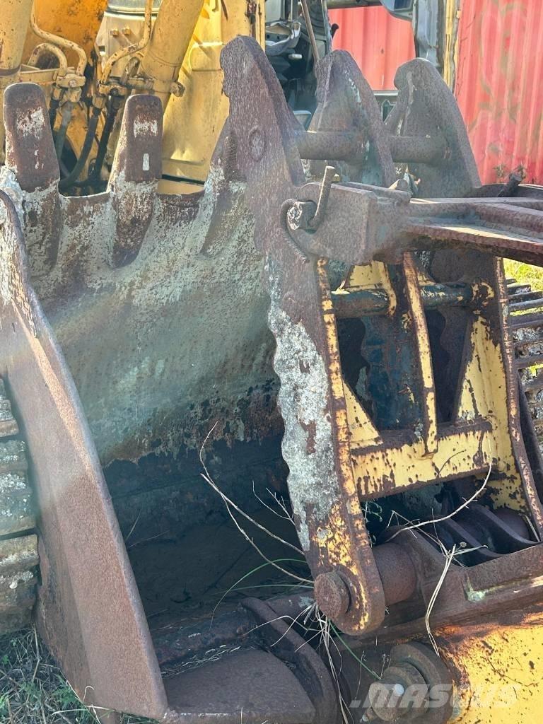 John Deere 120 Lánctalpas kotrók