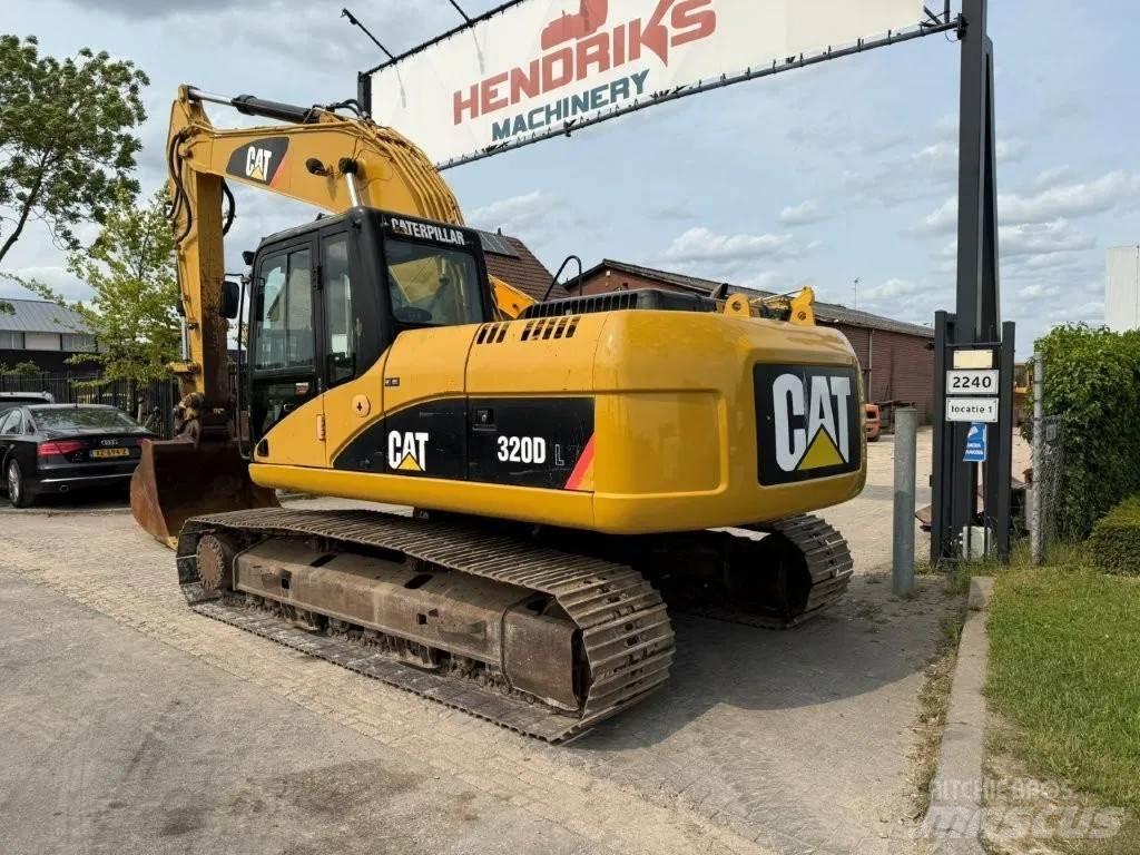 CAT 320DL Lánctalpas kotrók