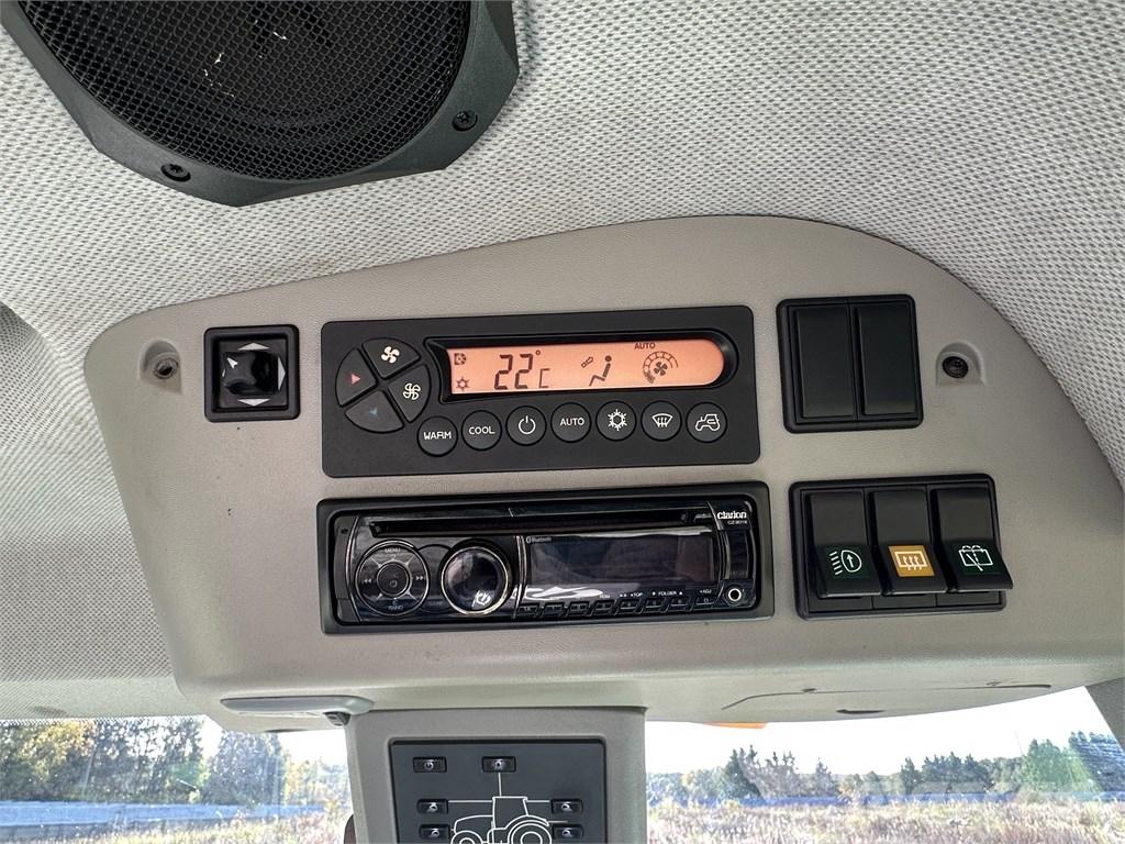 CLAAS Axion 840 Traktorok