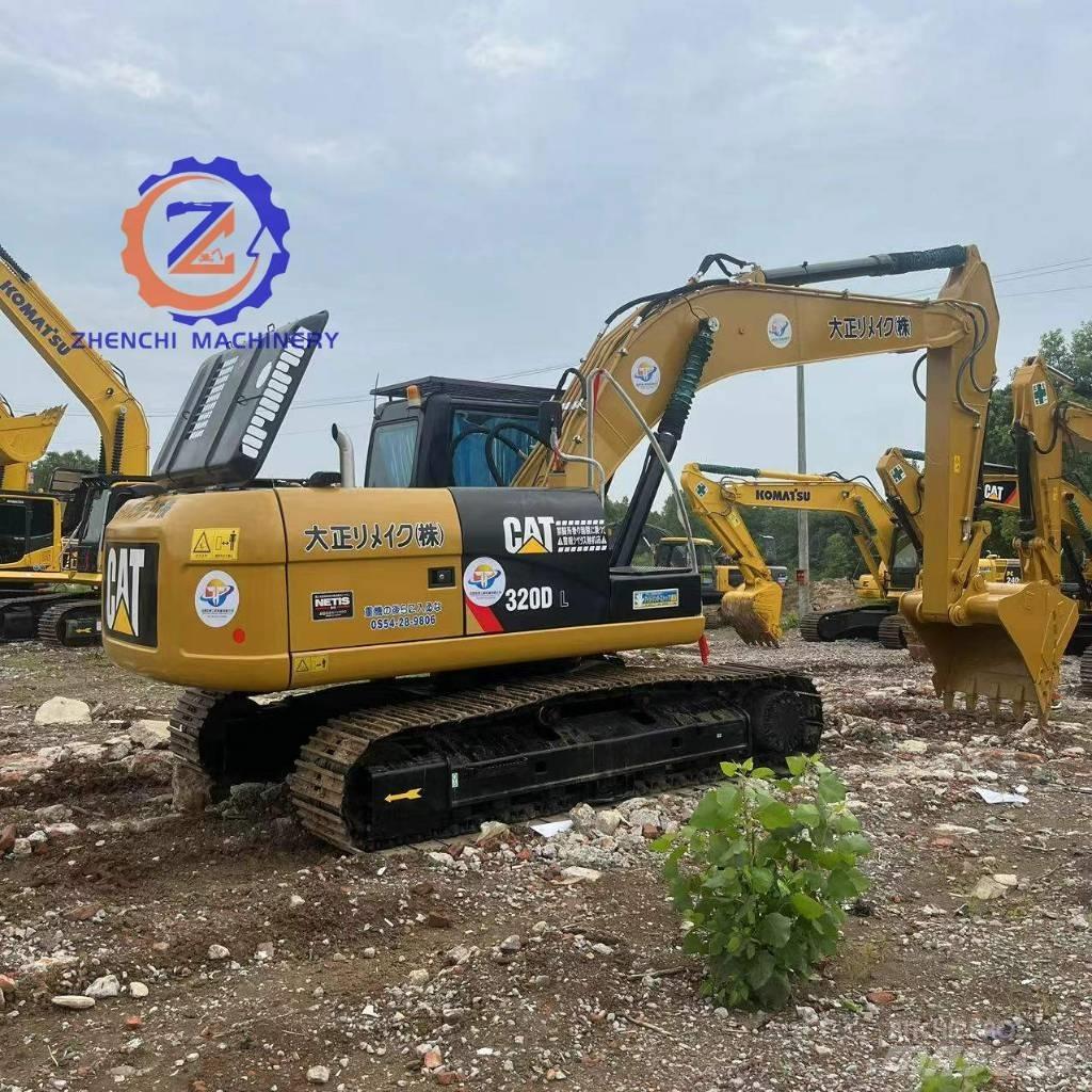 CAT 320 D2 Lánctalpas kotrók