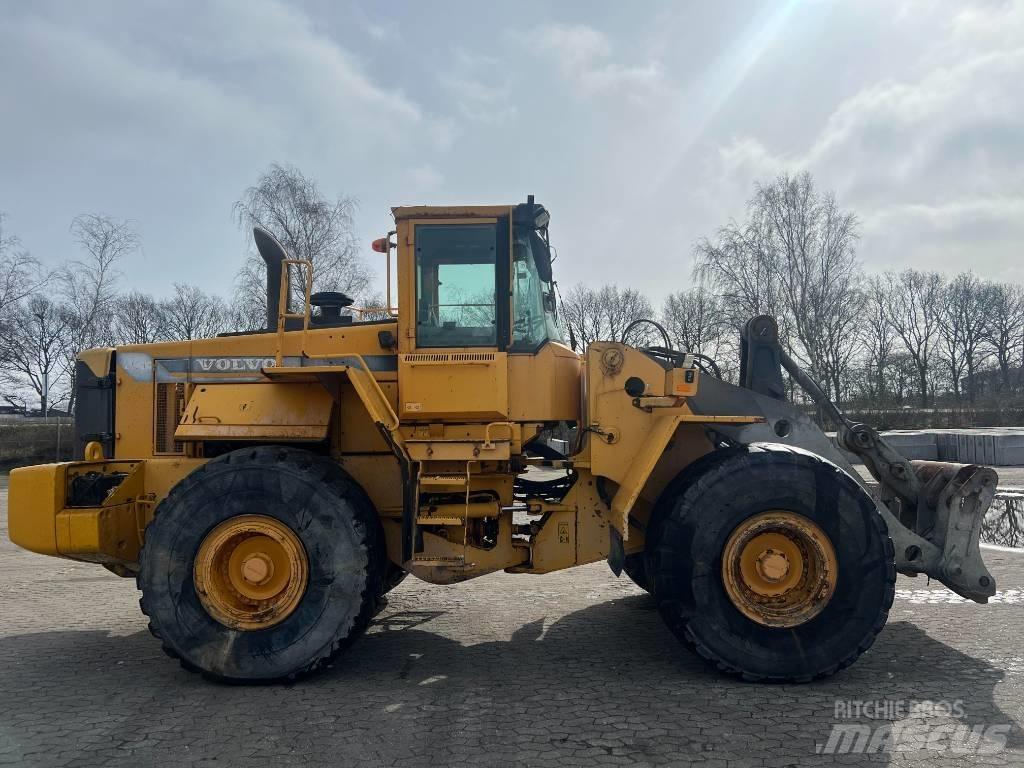 Volvo L 180 C Gumikerekes homlokrakodók