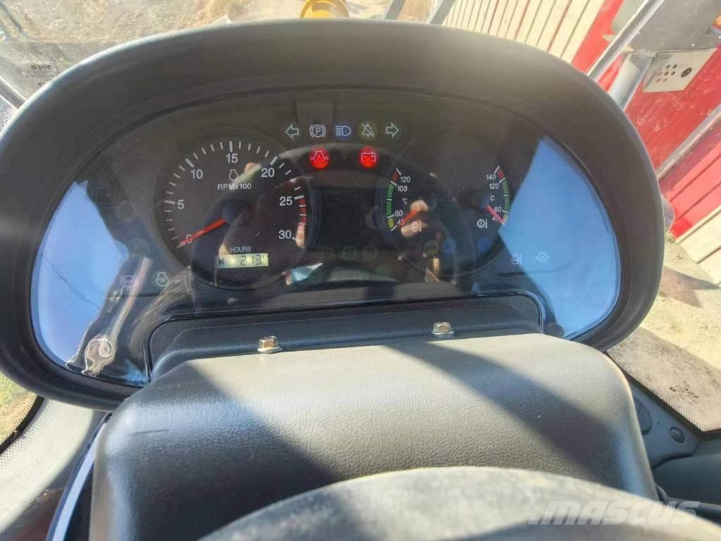 Komatsu WA 320-5 Gumikerekes homlokrakodók