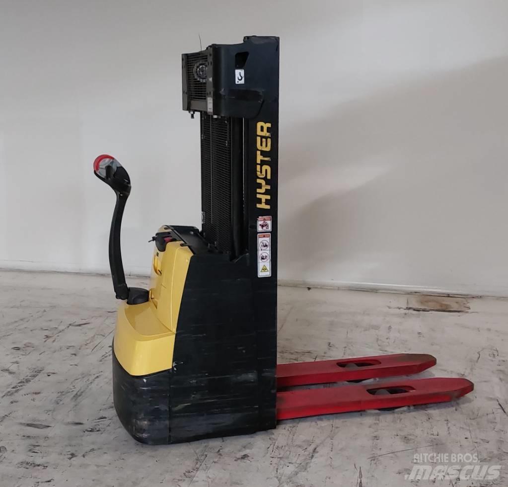 Hyster S 1.0 Gyalogkíséretű targonca