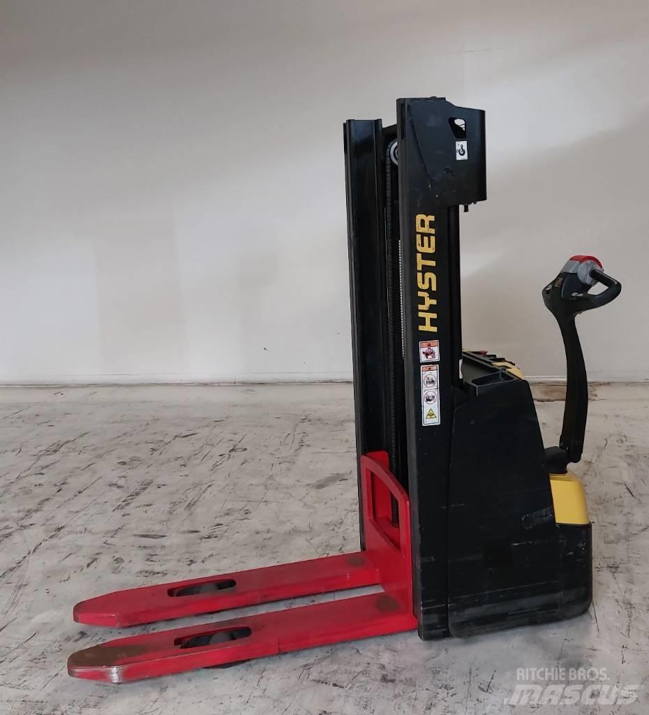 Hyster S 1.0 Gyalogkíséretű targonca