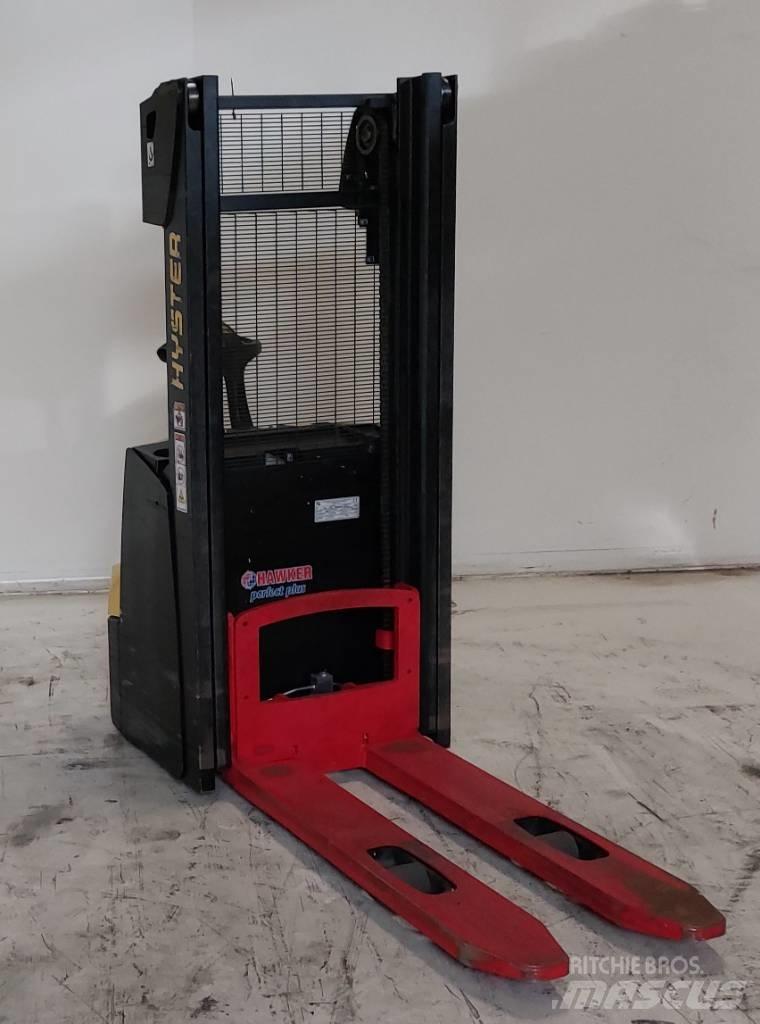 Hyster S 1.0 Gyalogkíséretű targonca