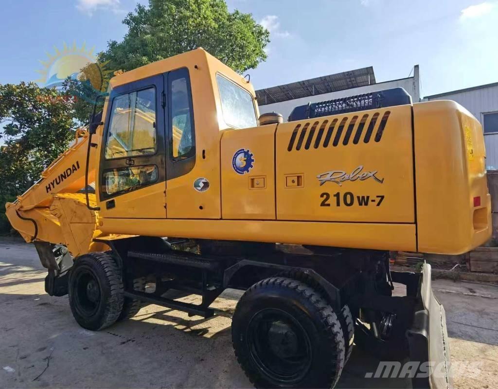 Hyundai R210w-7 Gumikerekes kotrók