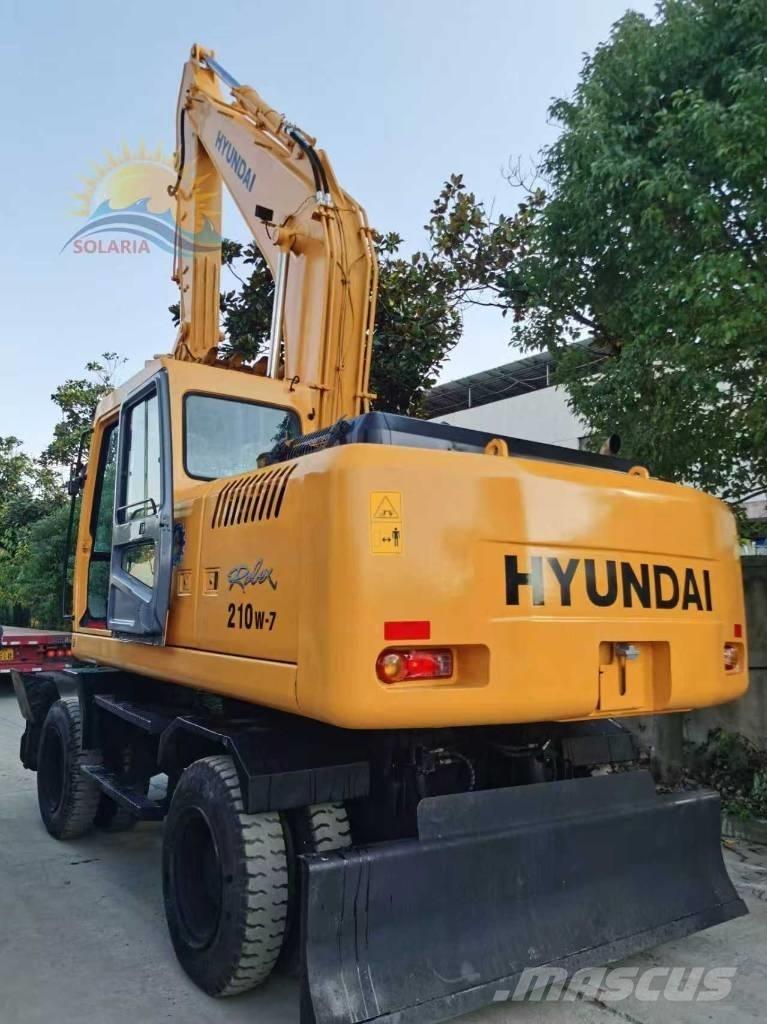 Hyundai R210w-7 Gumikerekes kotrók