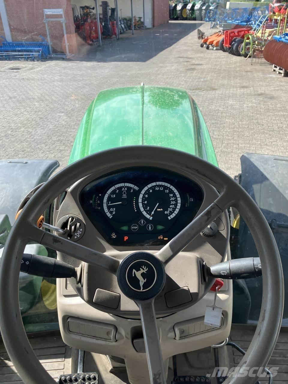 John Deere 6215R Traktorok