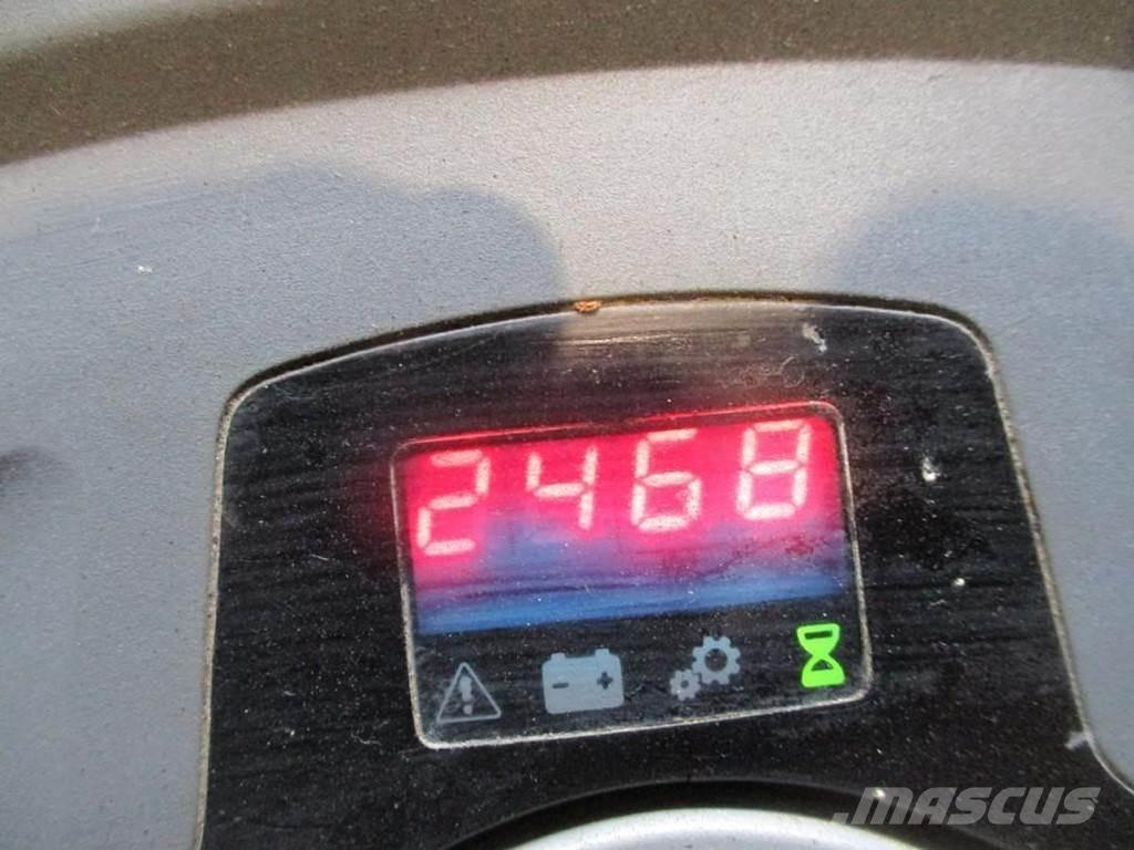 BT SPE 200L Gyalogkíséretű targonca