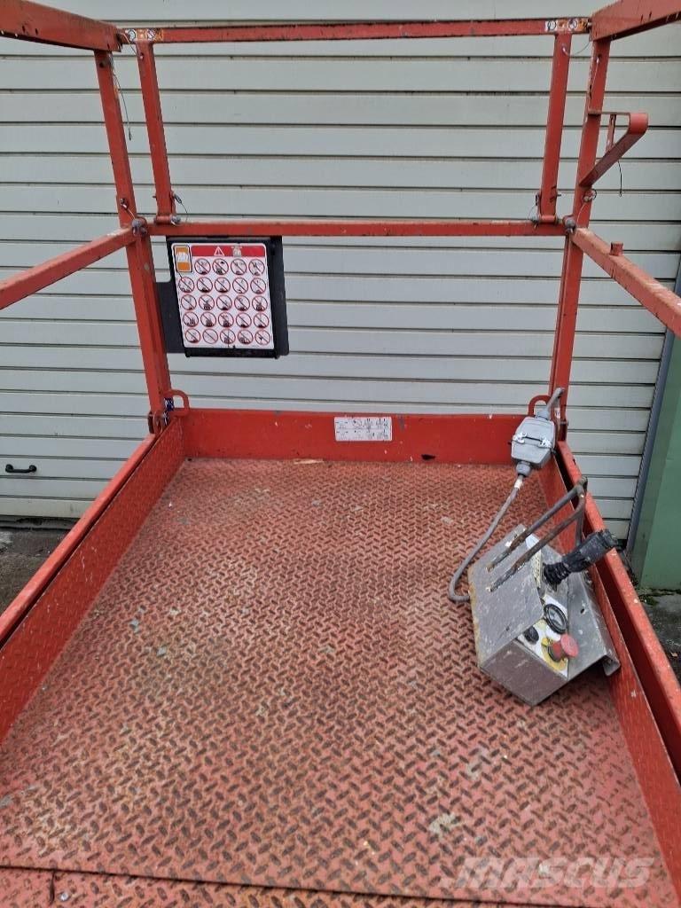 SkyJack SJ III 4632 Ollós emelők