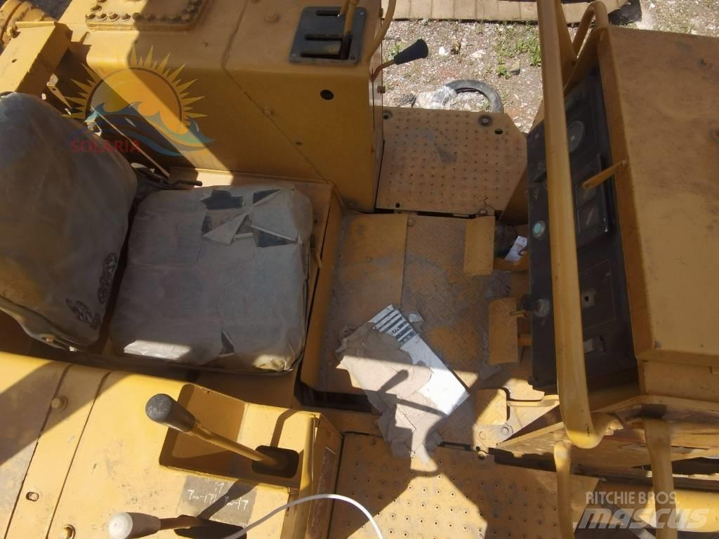 CAT D 3 C lánctalpas dózerek